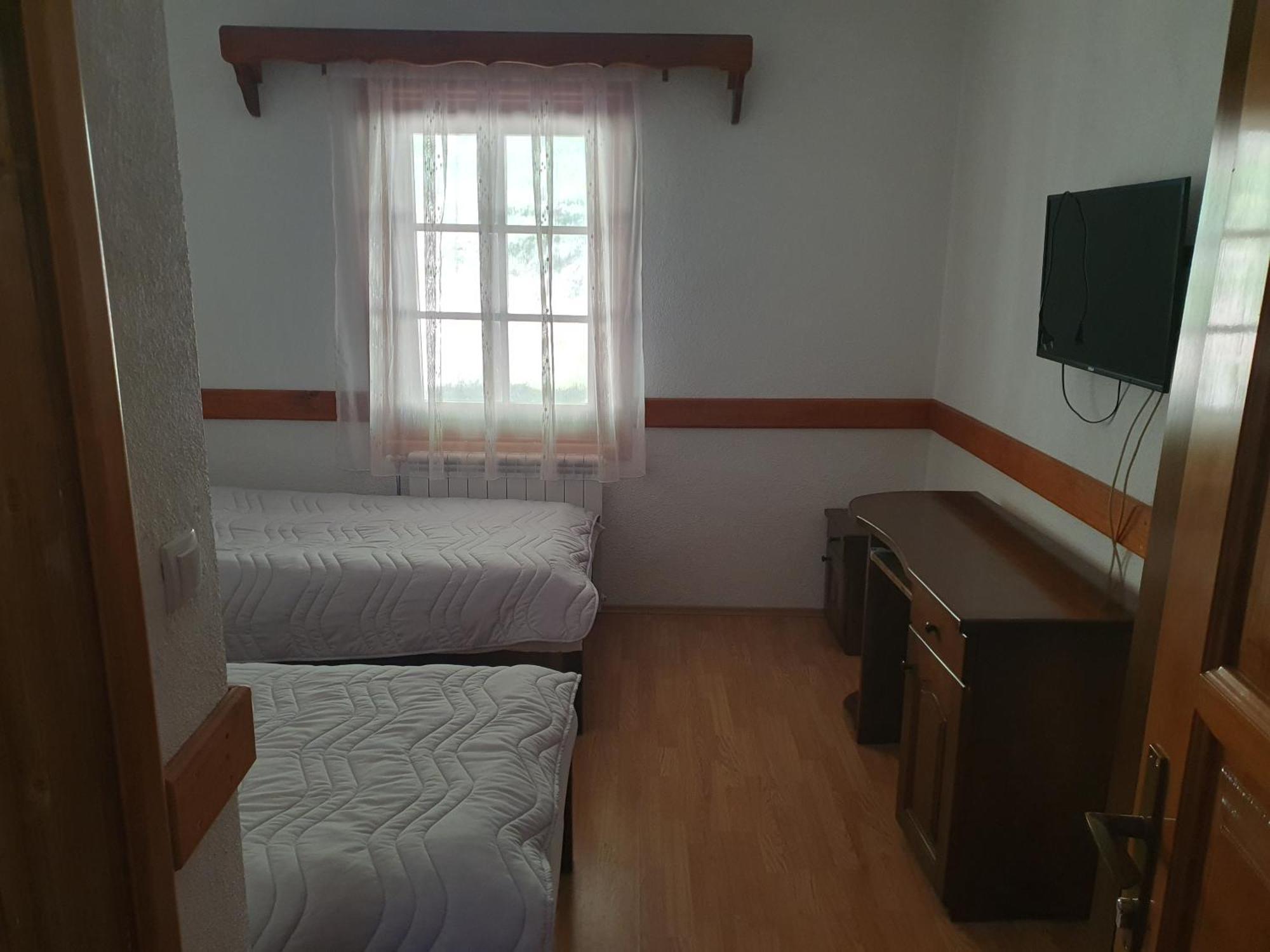 Гостевой дом Etno Selo Vrelo & Camping Беране Экстерьер фото